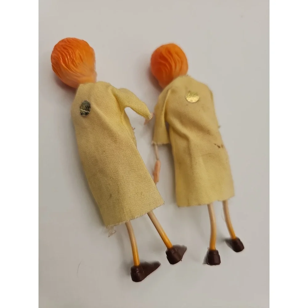 vintage antique miniature bisque dollhouse dolls C1